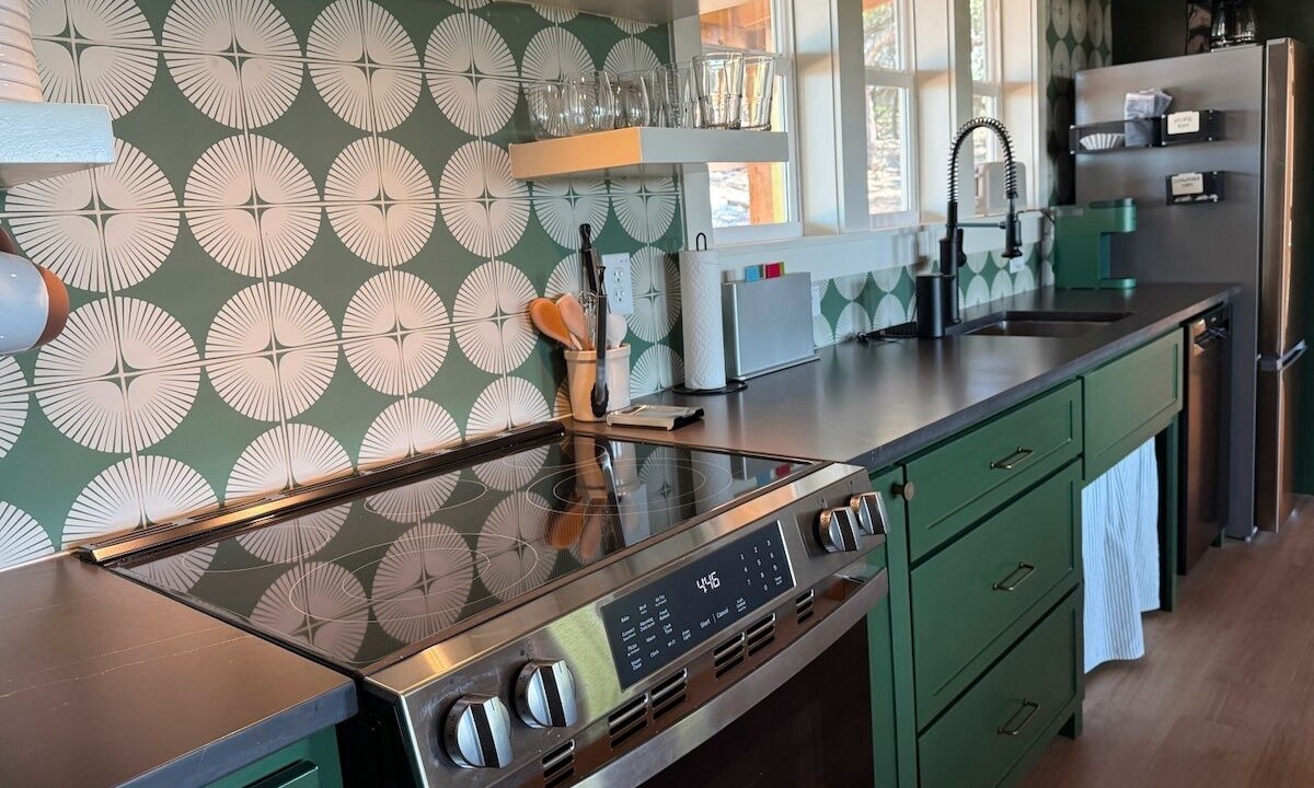 Photo of Kitchen in Canyon Lake