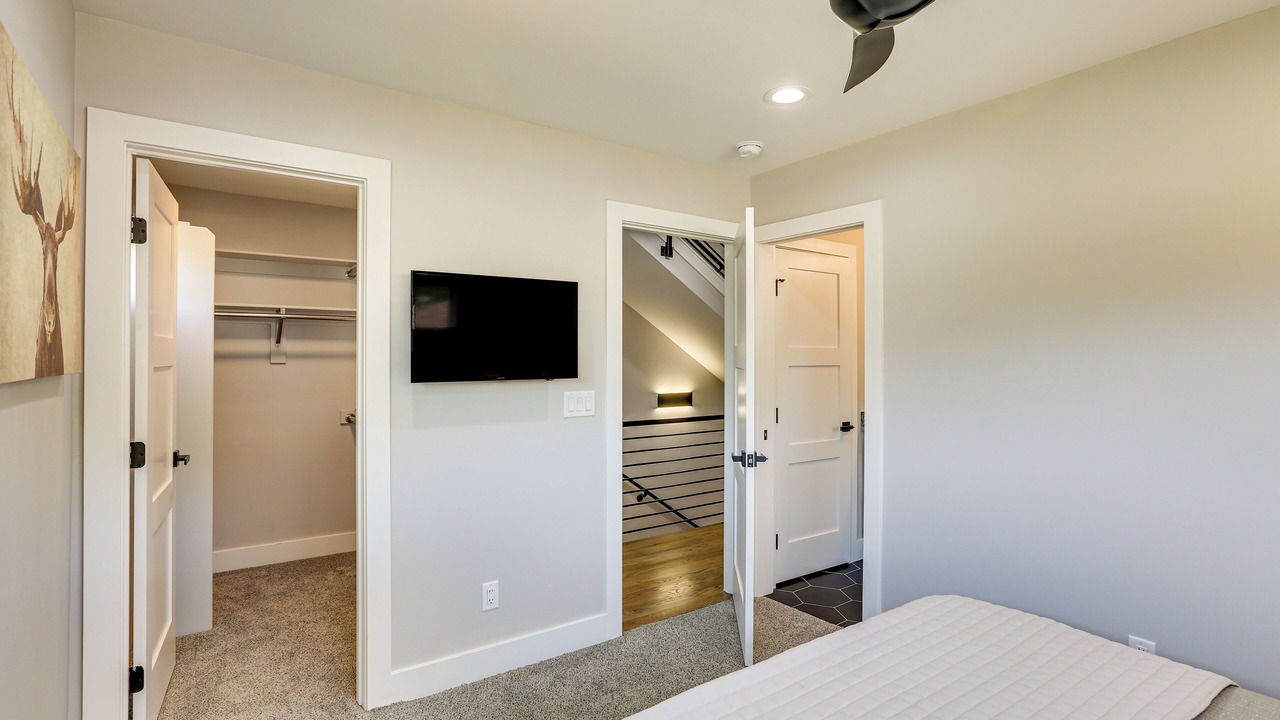 Photo of Bedroom in Golden
