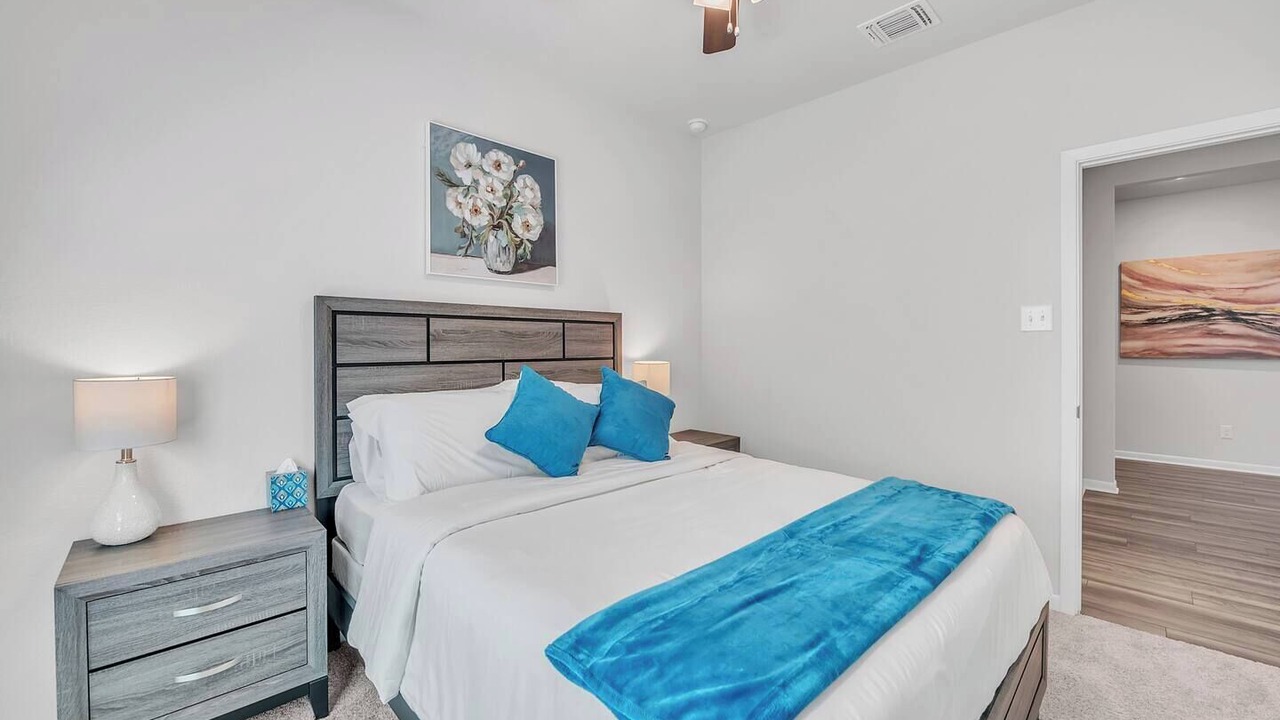 Photo of Bedroom in Troy