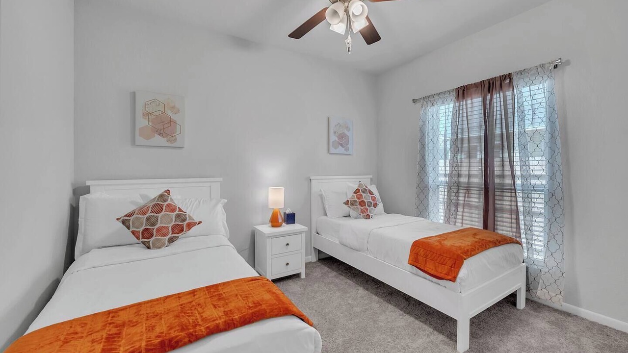 Photo of Bedroom in Troy