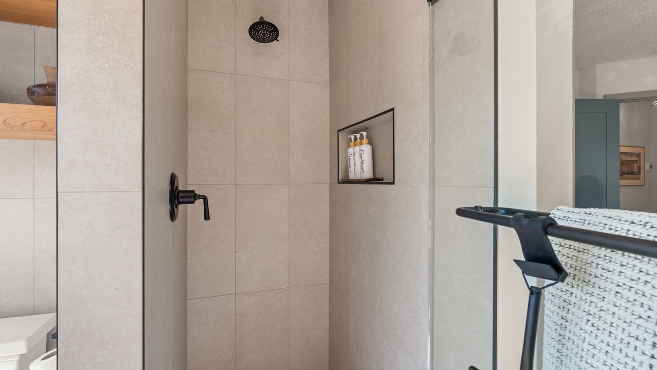 Photo of Bathroom in South Capitol