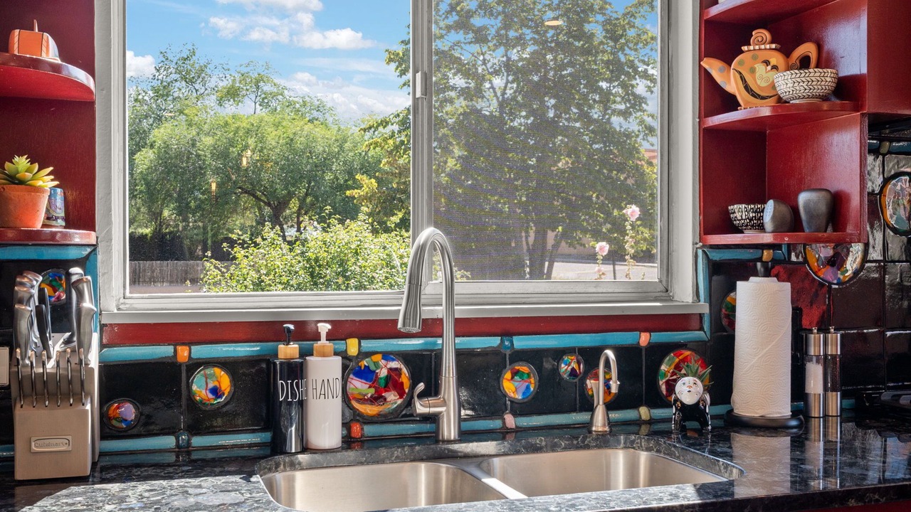 Photo of Kitchen in South Capitol