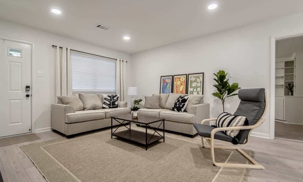 Photo of Livingroom in Briarwood
