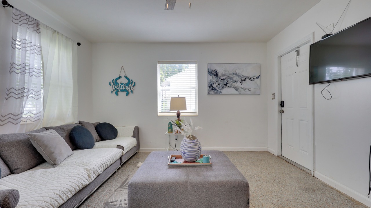 Photo of Livingroom in Royal Poinciana