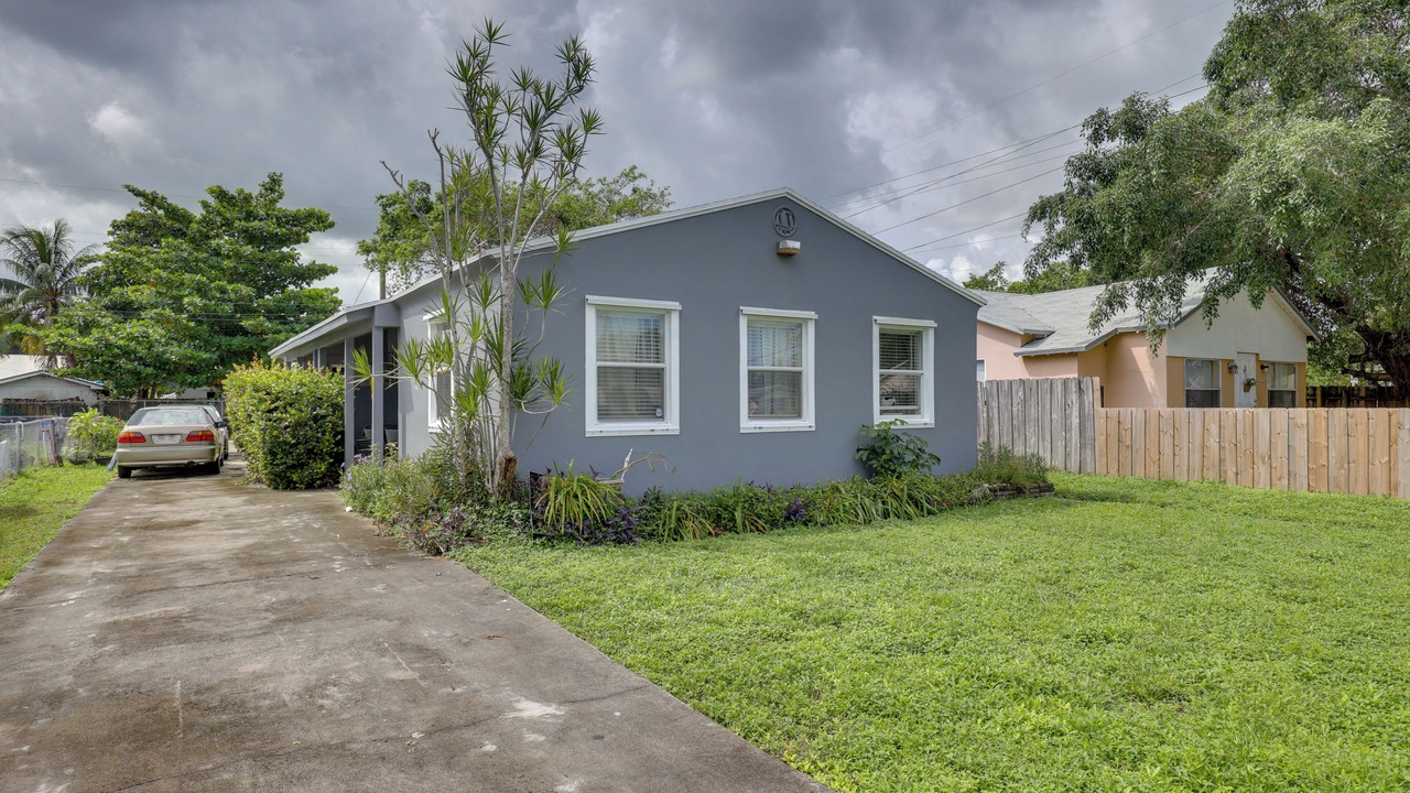 Photo of Others in Royal Poinciana