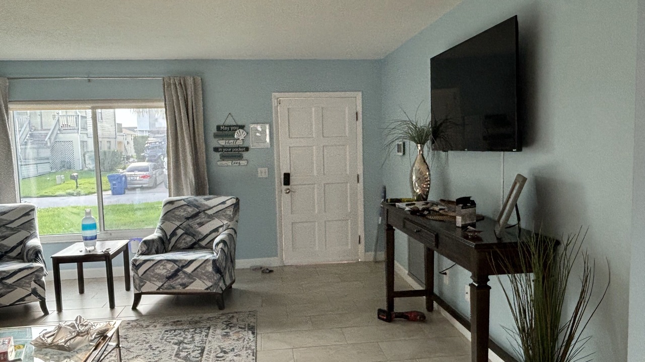 Photo of Livingroom in Hudson