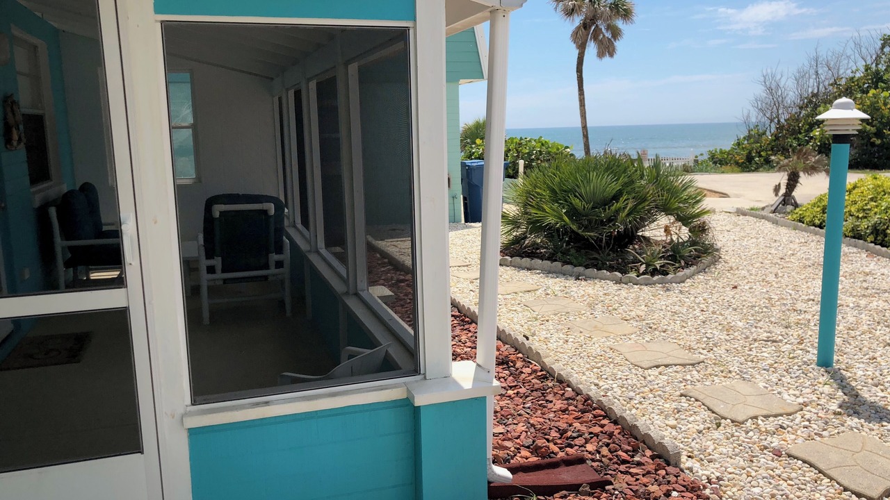 Photo of Patio Balcony in Ormond-by-the-Sea