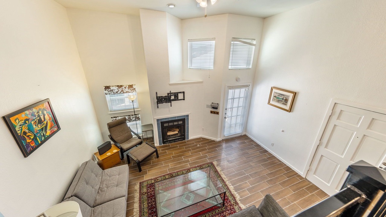 Photo of Livingroom in Old Enfield