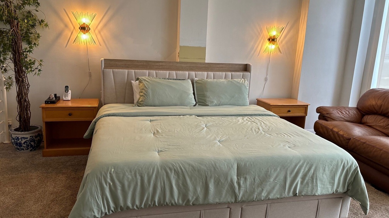 Photo of Bedroom in Galt Mile