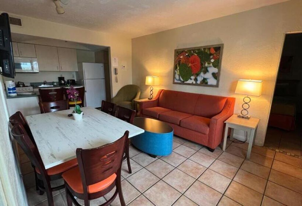 Photo of Livingroom in Hollywood South Central Beach