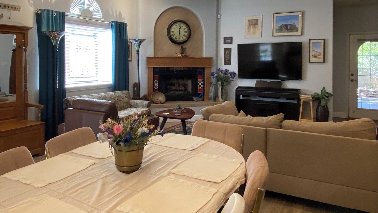 Photo of Bedroom in Mesilla Park