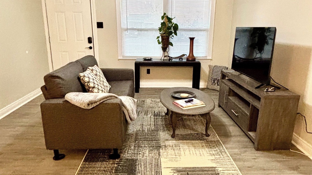 Photo of Livingroom in Midland