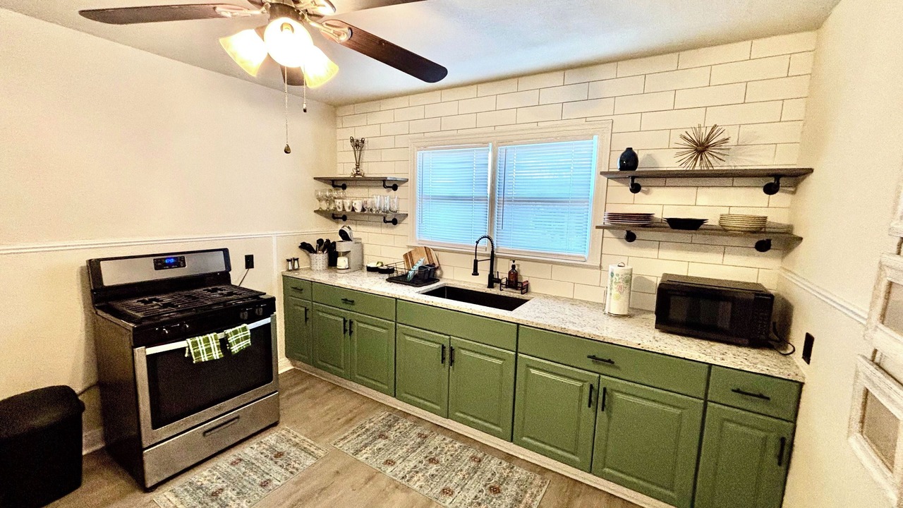 Photo of Kitchen in Midland