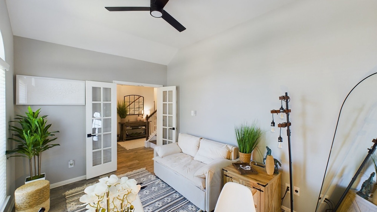 Photo of Livingroom in Houston