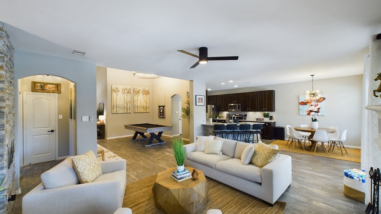 Photo of Livingroom in Houston