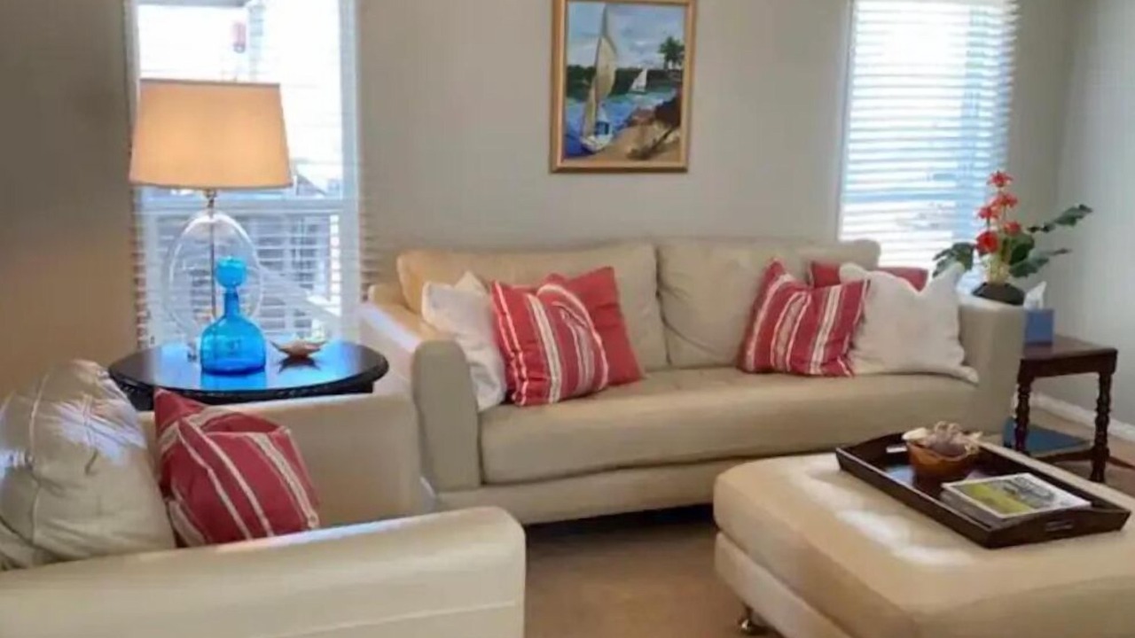 Photo of Livingroom in Truth or Consequences