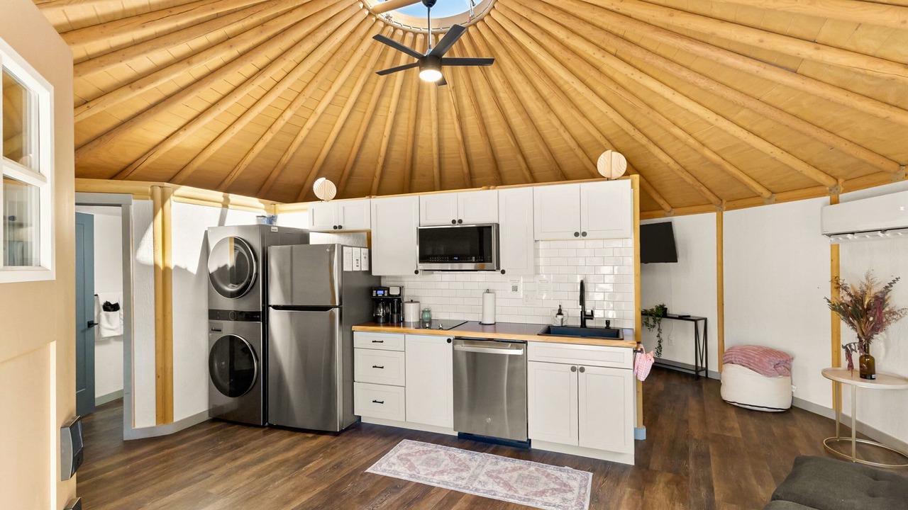 Photo of Kitchen in Canyon Lake