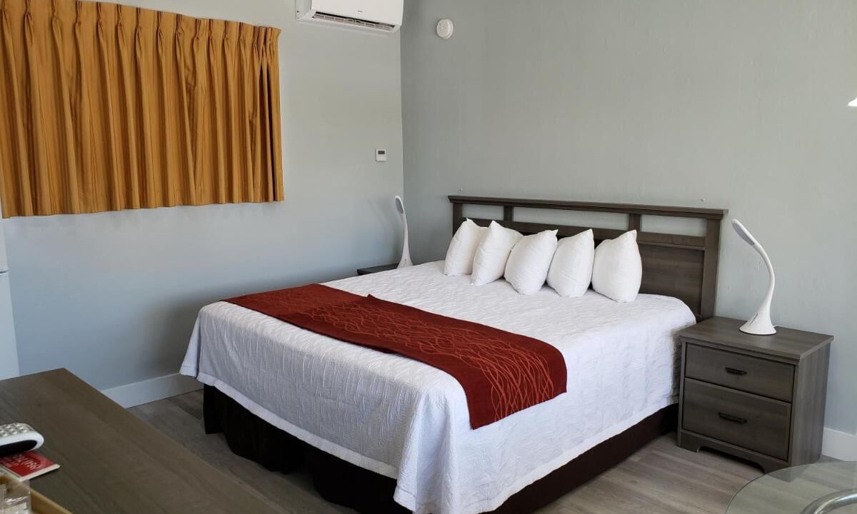 Photo of Bedroom in Pompano Beach