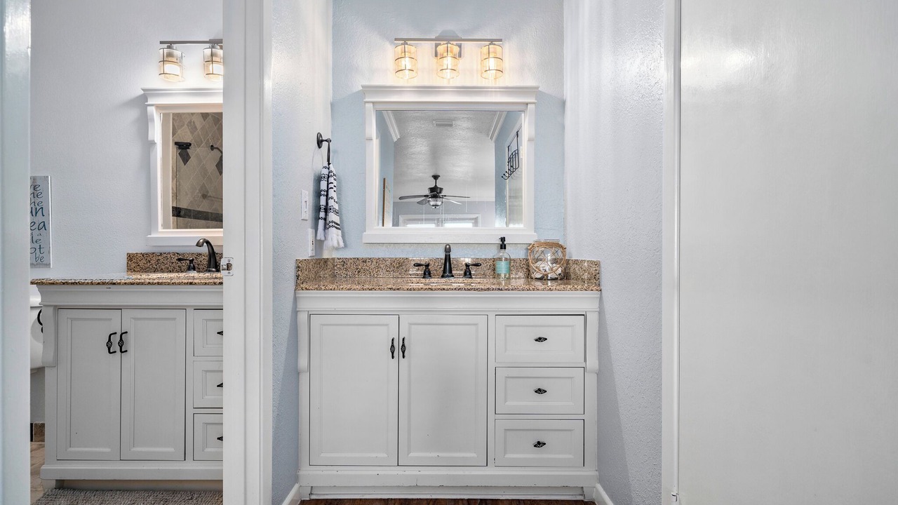 Photo of Bathroom in Key Allegro