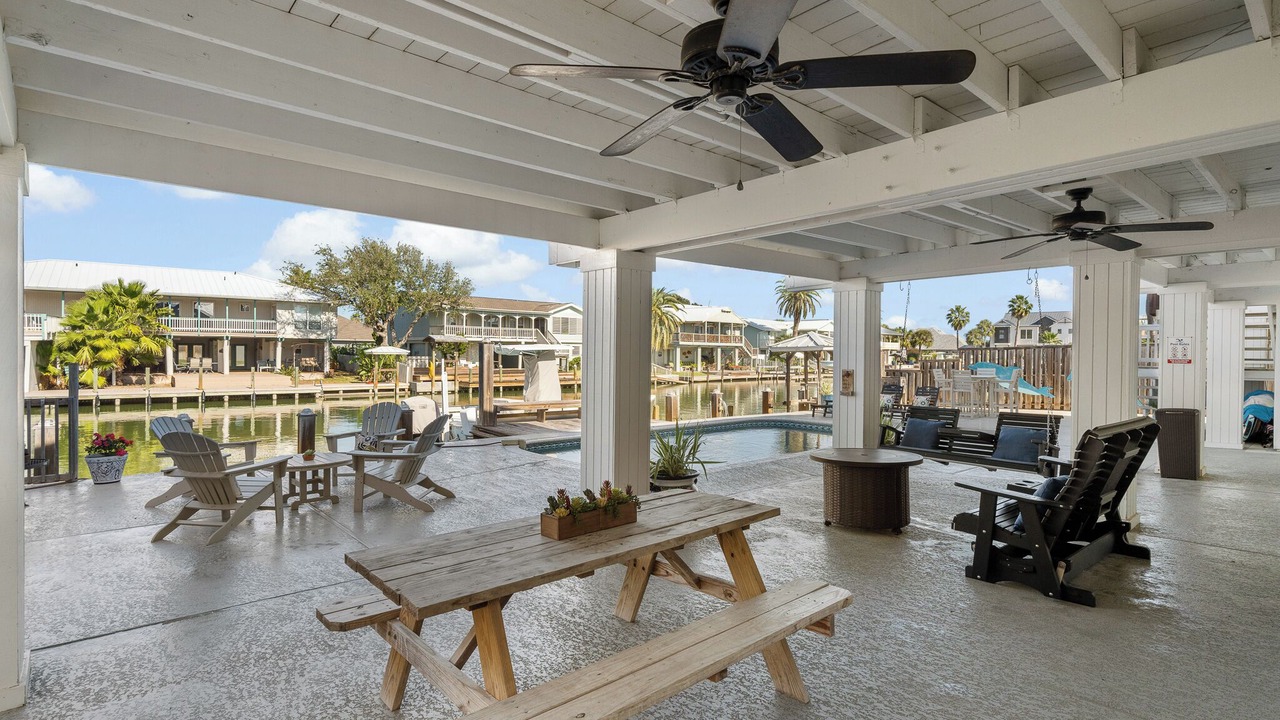 Photo of Outdoor in Key Allegro