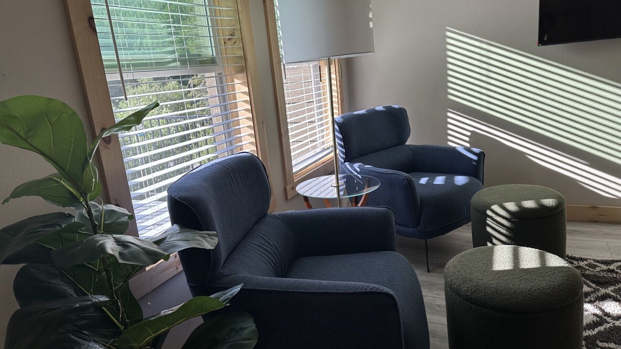 Photo of Livingroom in Garfield
