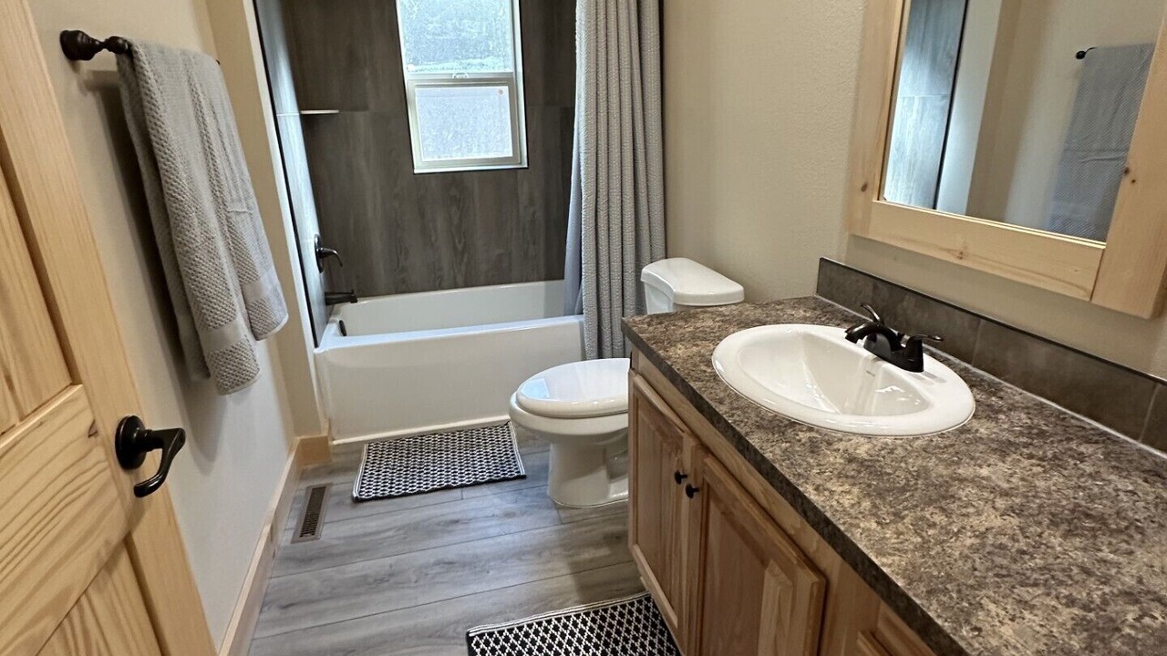 Photo of Bathroom in Garfield