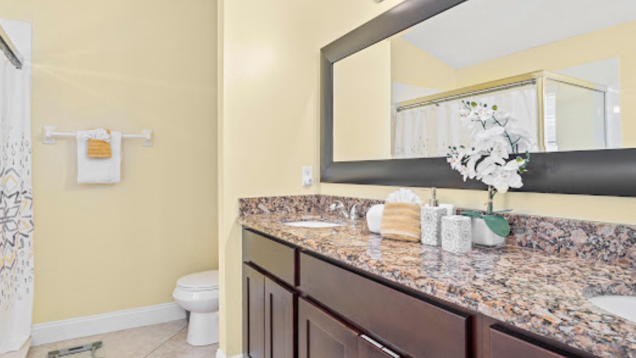 Photo of Bathroom in Highlands Reserve