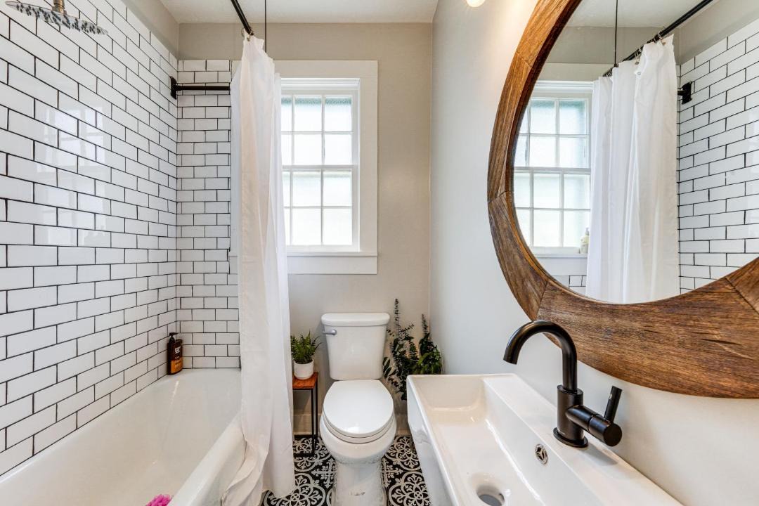 Photo of Bathroom in Noble