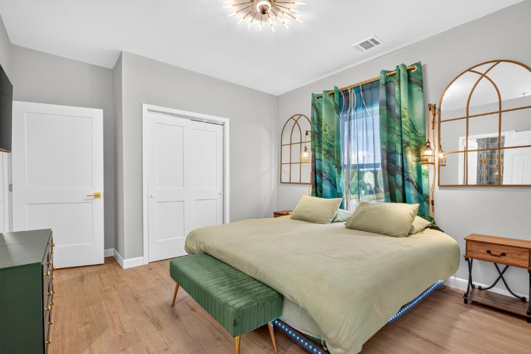 Photo of Bedroom in Galveston