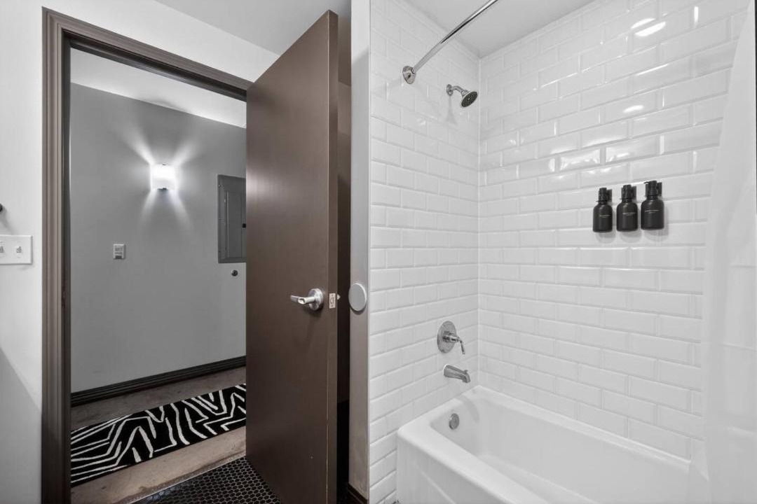 Photo of Bathroom in Downtown Dallas