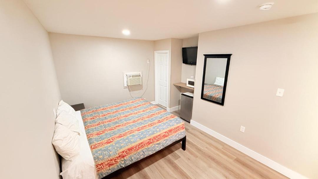 Photo of Bedroom in Galveston