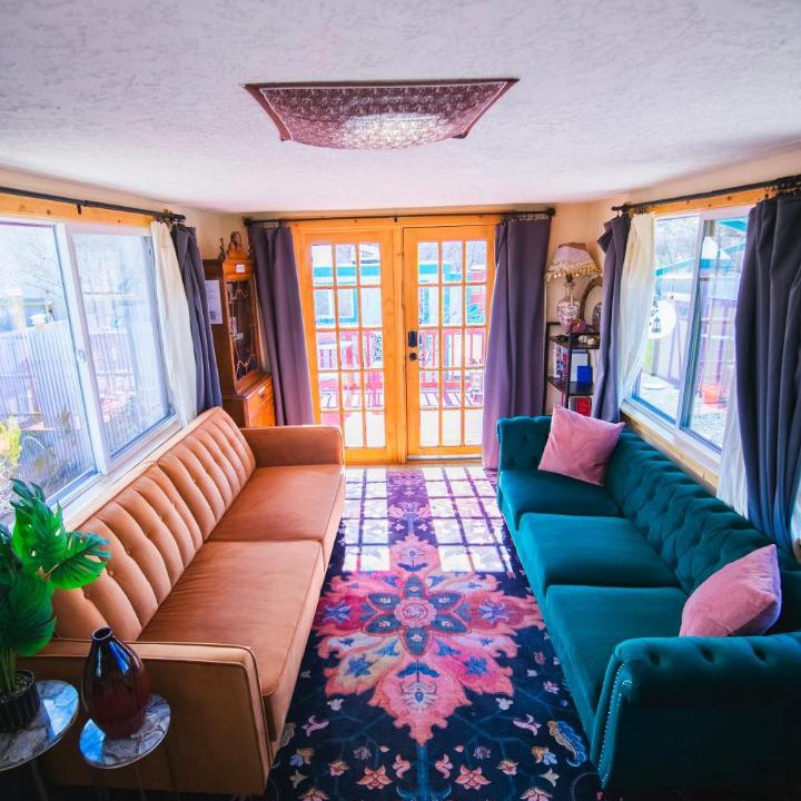 Photo of Livingroom in Truth or Consequences