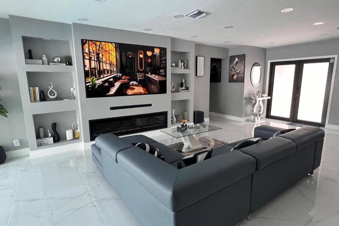 Photo of Livingroom in Golden Glades