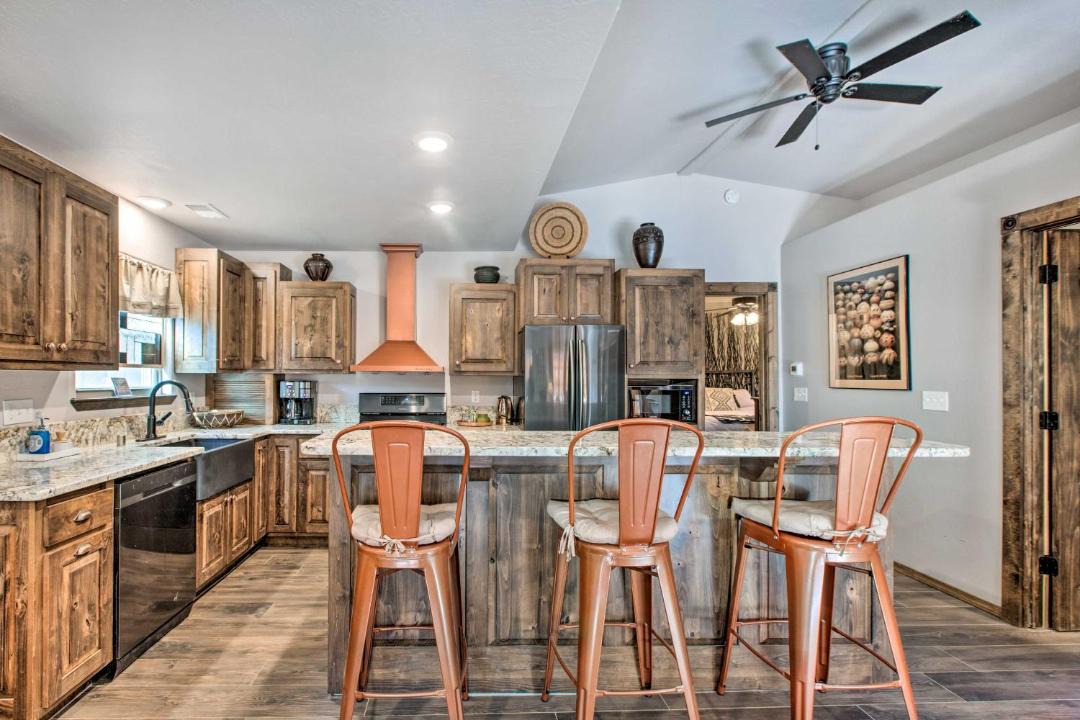 Photo of Kitchen in Red River