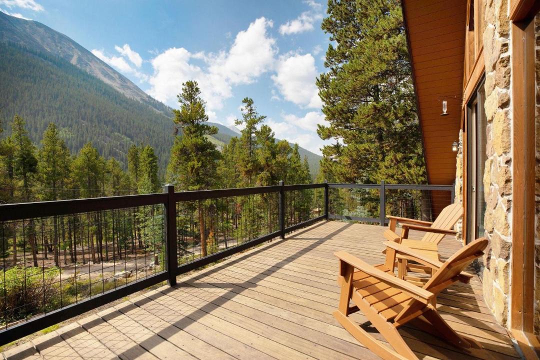 Photo of Patio Balcony in Twin Lakes