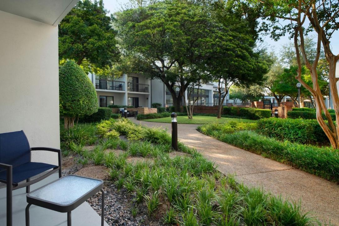 Photo of Others in Las Colinas