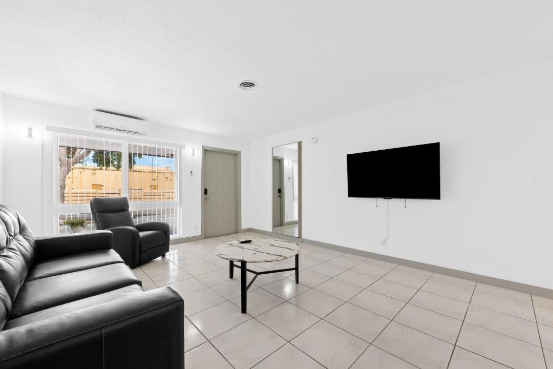 Photo of Livingroom in Deerfield Beach