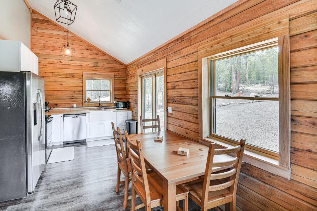 Photo of Kitchen in Twin Lakes