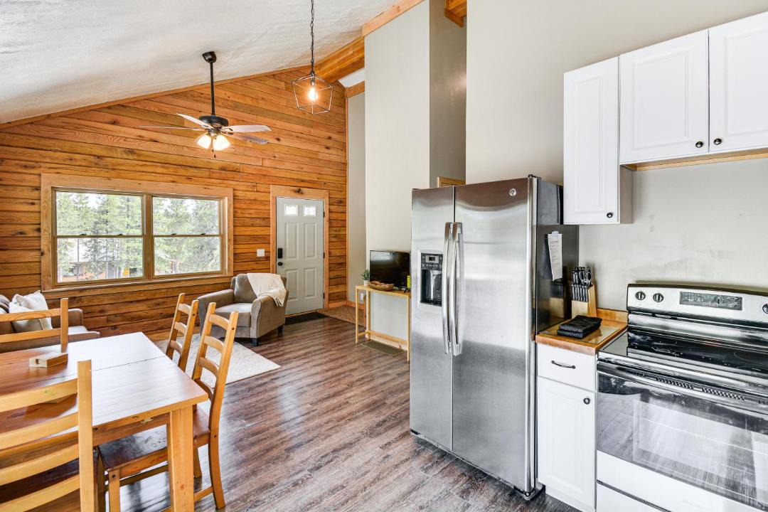 Photo of Kitchen in Twin Lakes