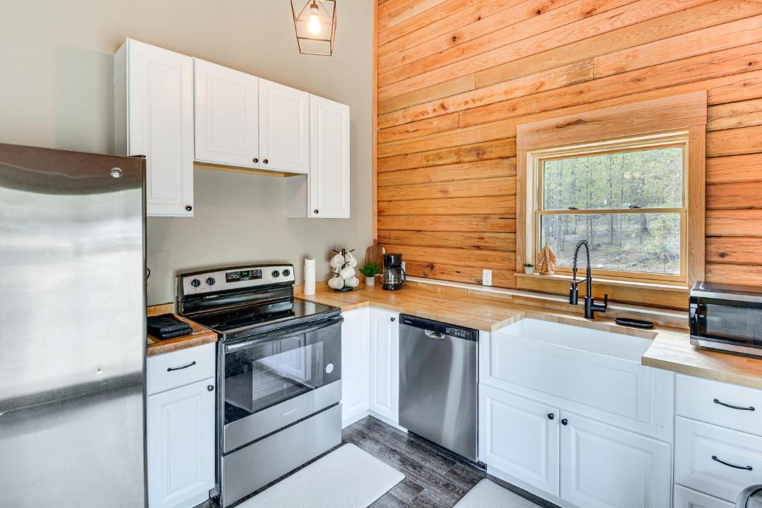 Photo of Kitchen in Twin Lakes