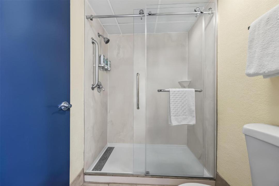 Photo of Bathroom in Branson Theater District