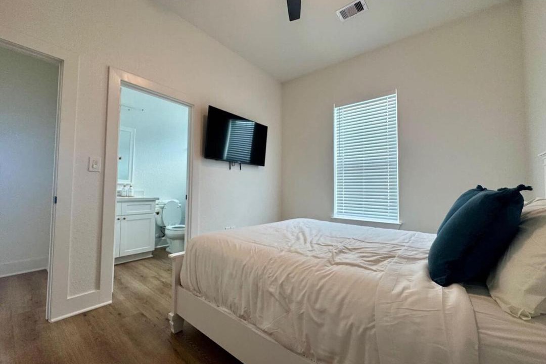 Photo of Bedroom in Galveston