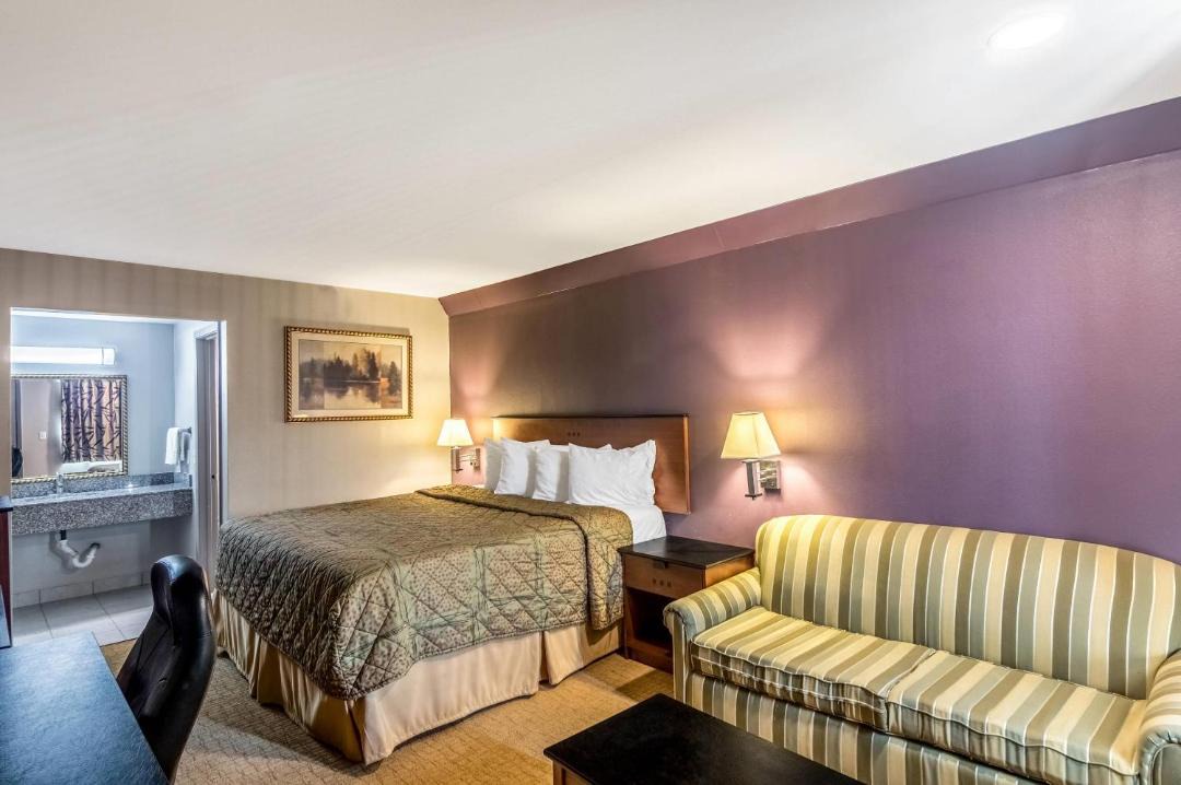 Photo of Bedroom in South Arlington