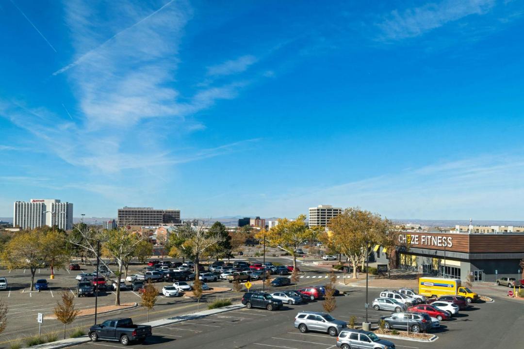Photo of Others in Uptown