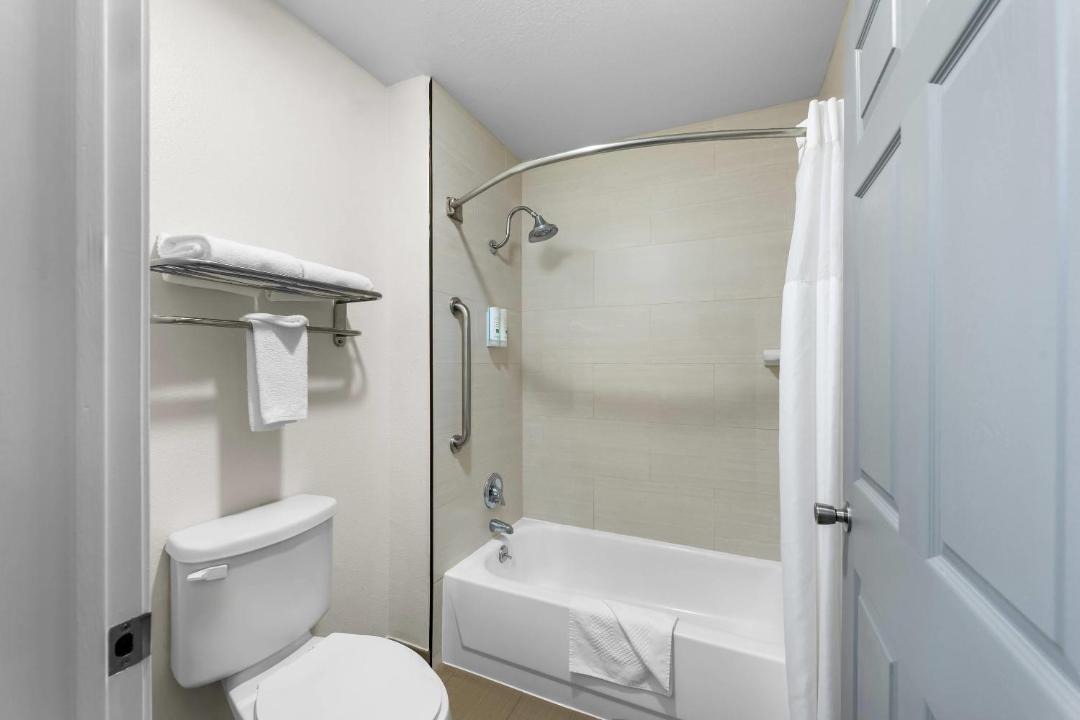 Photo of Bathroom in Marshall