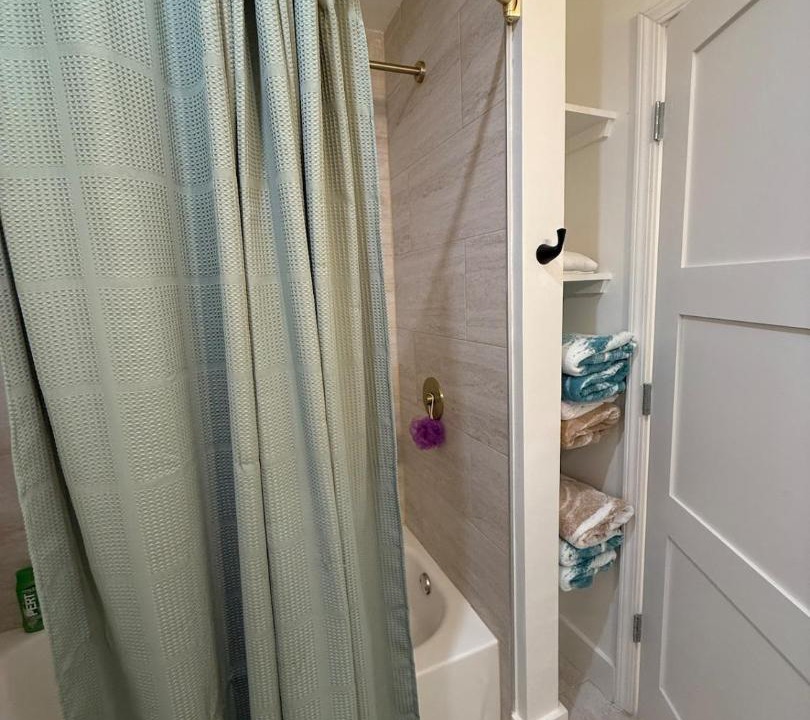 Photo of Bathroom in Jamaica Beach