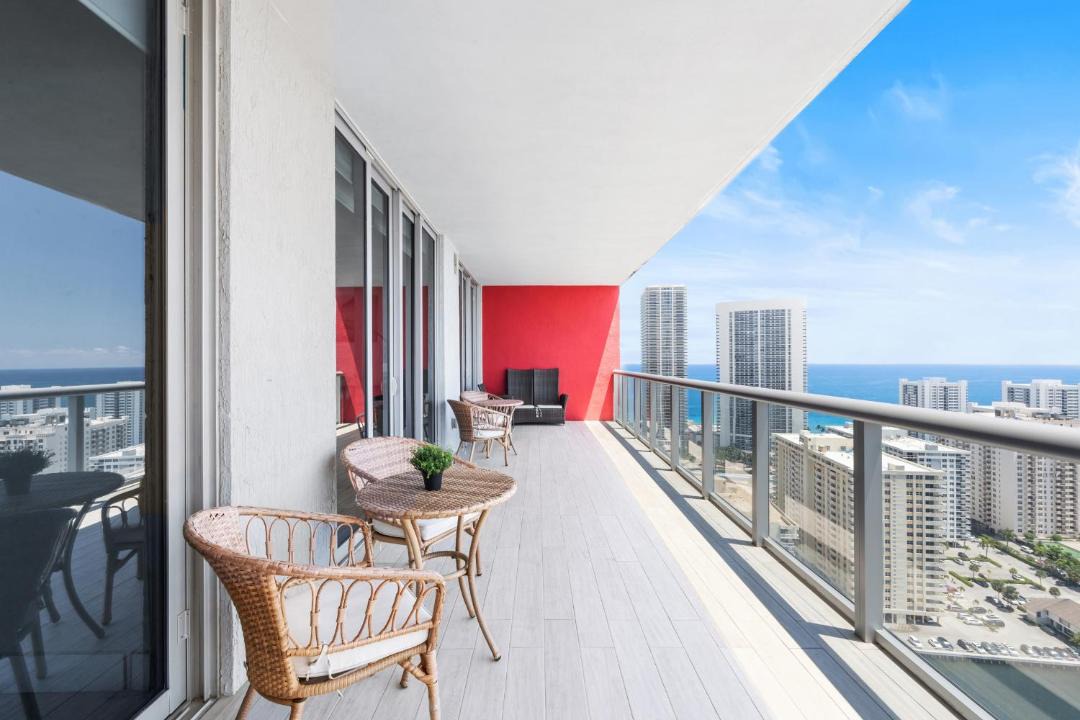 Photo of Patio Balcony in Hallandale Beach