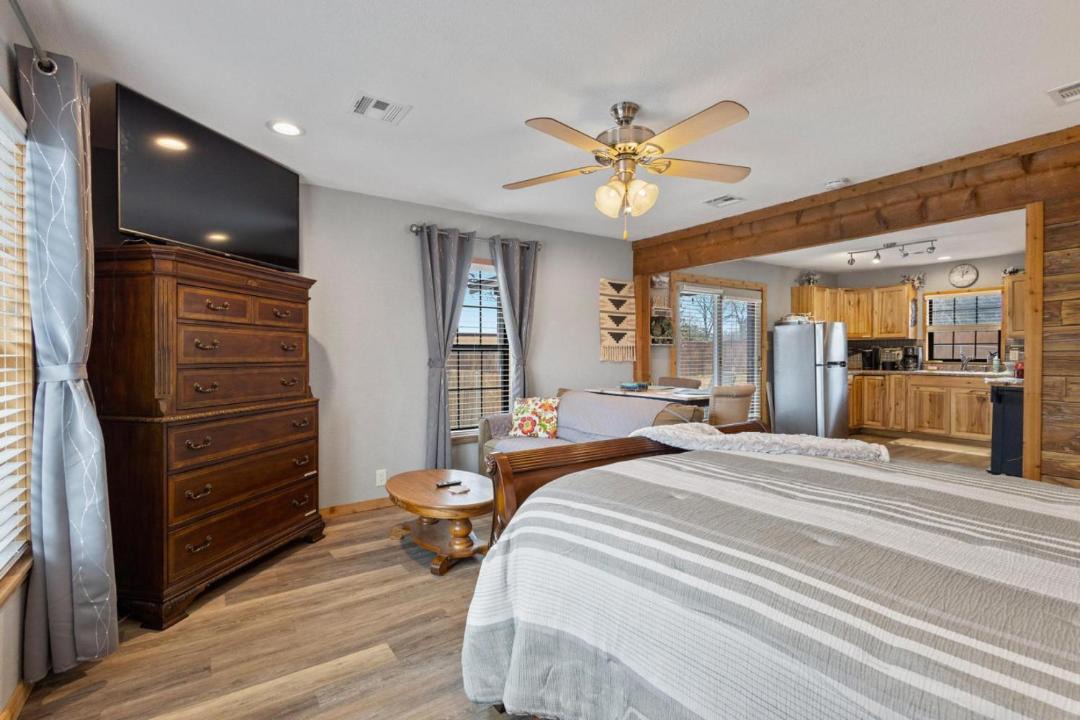 Photo of Bedroom in Denison