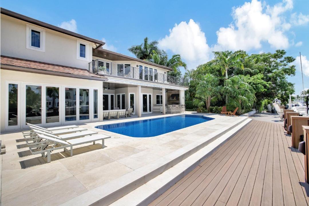 Photo of Others in Las Olas Isles