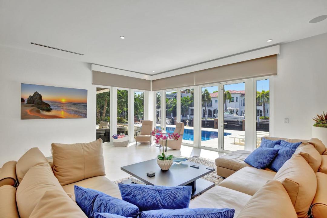 Photo of Others in Las Olas Isles